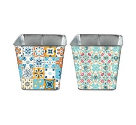 MACETERO METAL CUADRADO. GDE.
 9,5x9,5x9cm