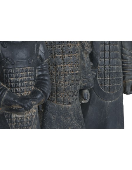 FIGURA MAGNESIA 18,5X16,5X57 GUERRERO 3 SURT.