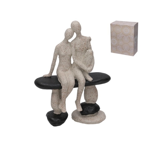 FIGURA PAREJA SENTADOS 15,5X7,5X20,5 CM RESINA