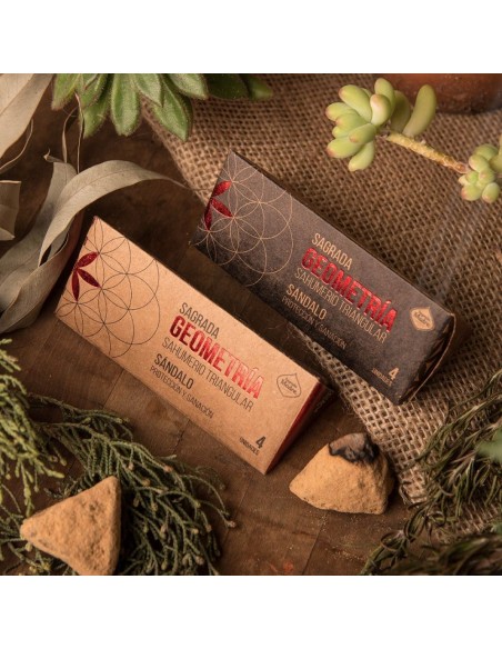 INCIENSO TRIANGULAR DE SÁNDALO