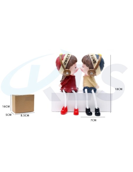 FIGURA PAREJA ENAMORADOS CASCOS
