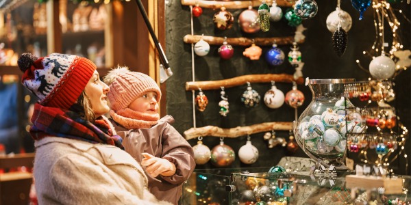 Decoración navideña al por mayor: qué pedir para tu tienda esta Navidad
